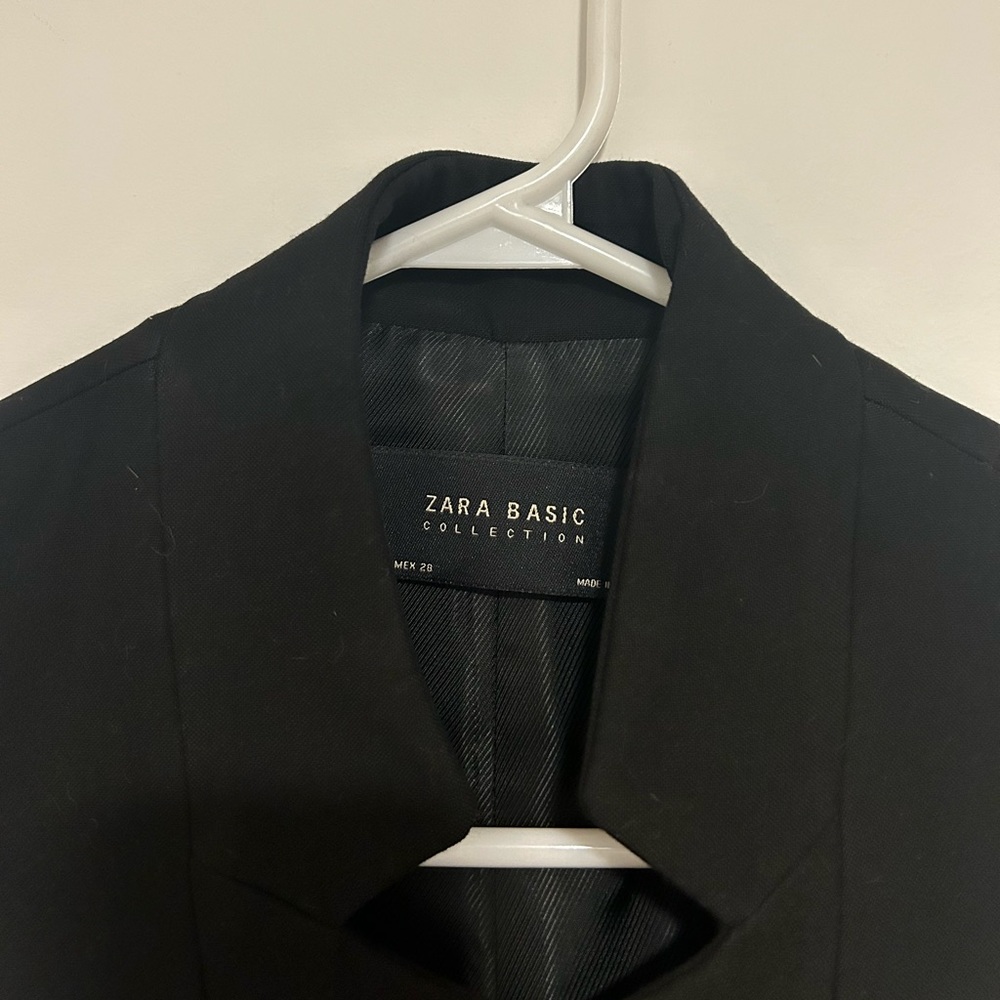 Zara Essential! - Picture 3 of 3